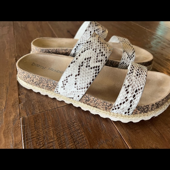 Dirty Laundry Snake Skin Sandal size 10 - Picture 5 of 6